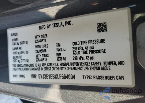 2020 Tesla Model 3 z USA, uszkodzony, nr VIN 5YJ3E1EBXLF664004